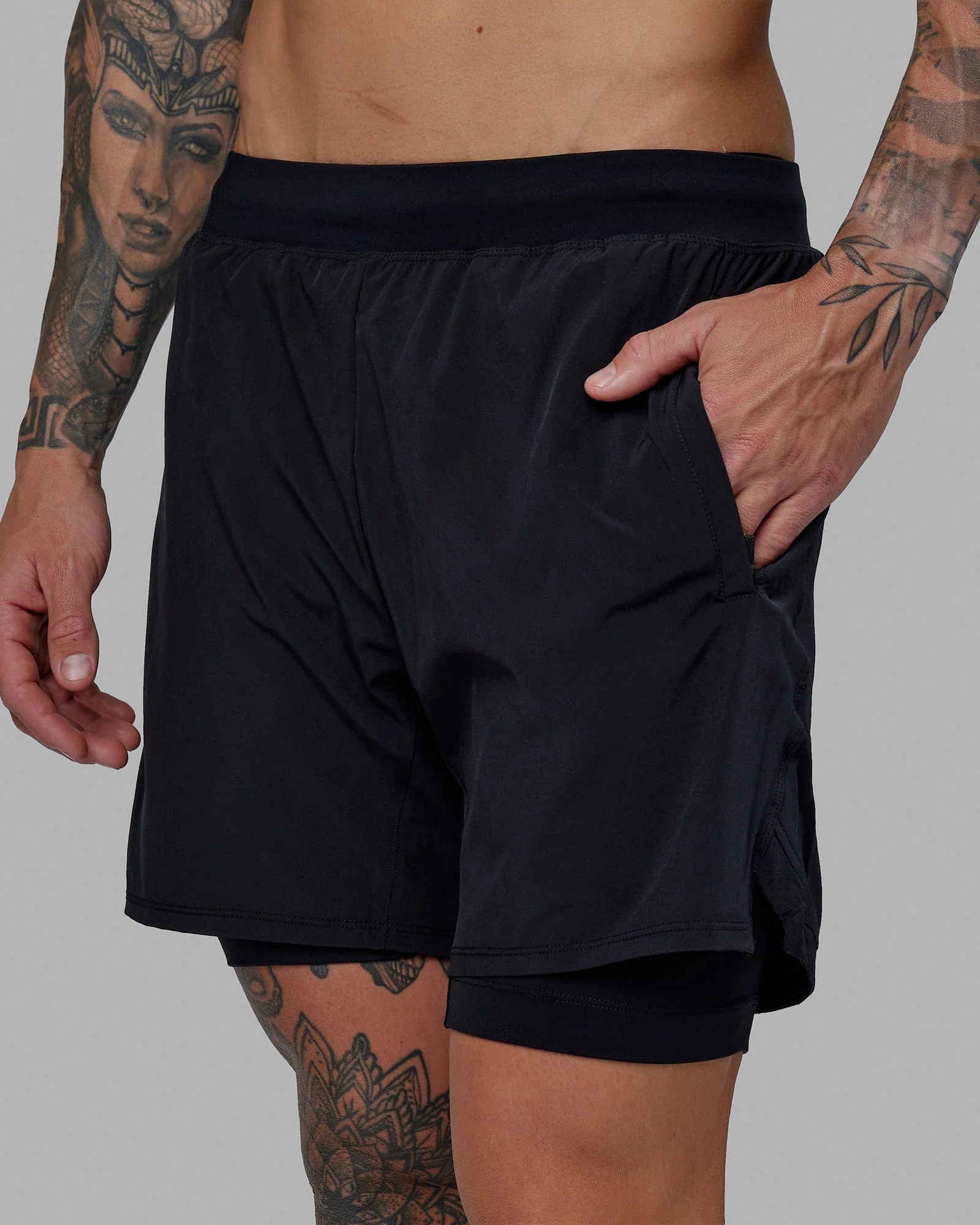 Challenger 6" Lined Performance Short - Black - Image 3