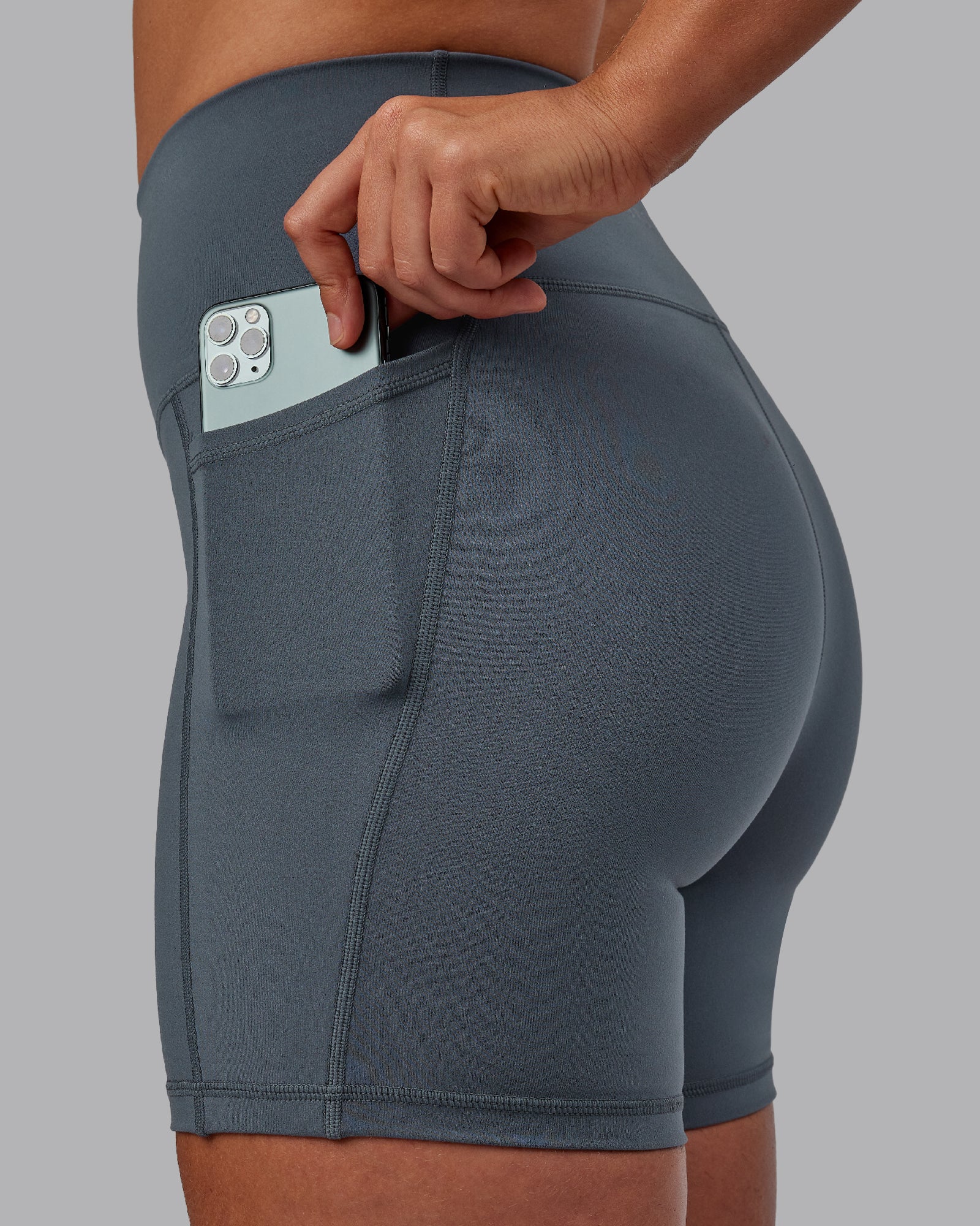 Fusion Ultra High-Rise 6" Short Pockets - Turbulence - Image 4
