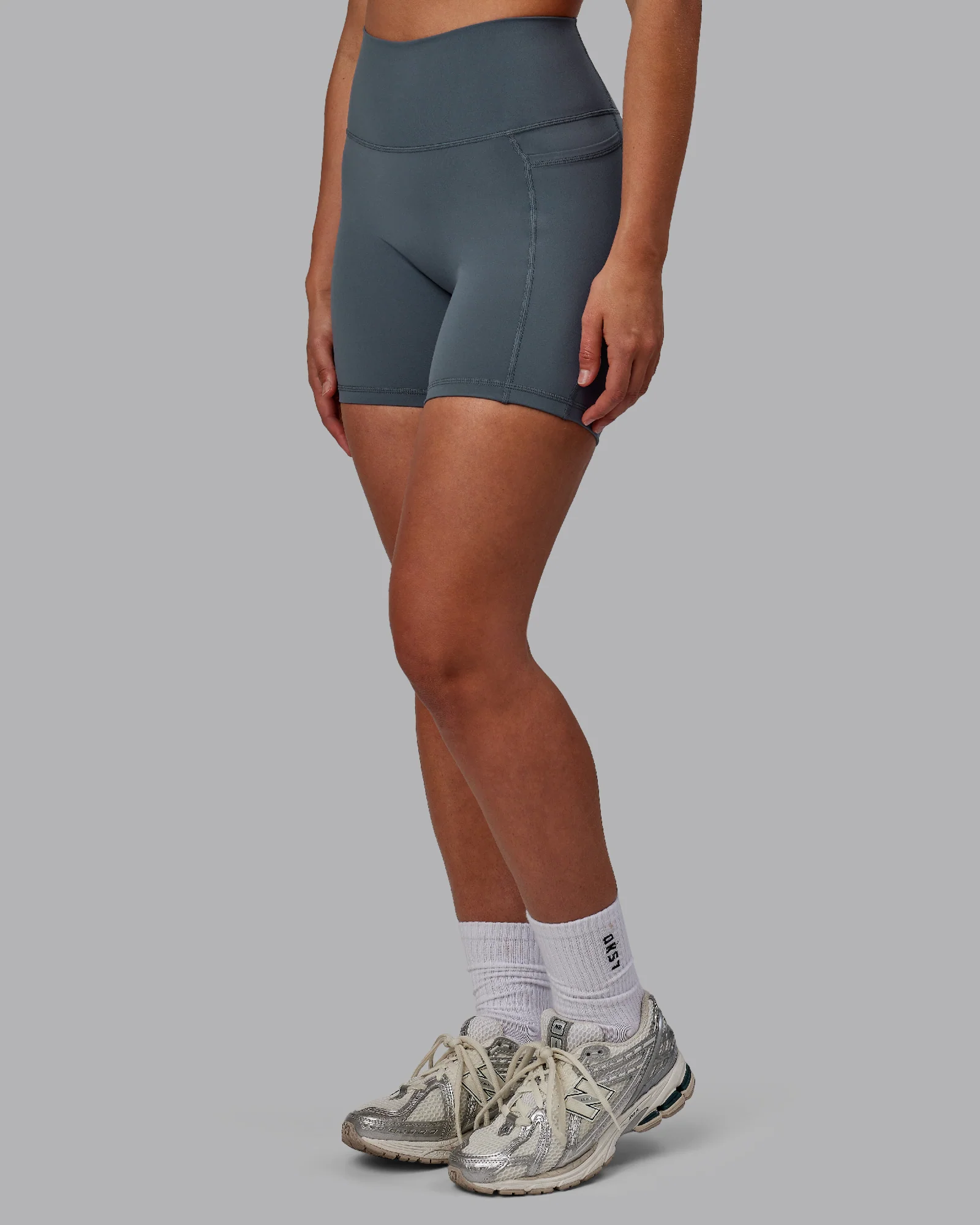 Fusion Ultra High-Rise 6" Short Pockets - Turbulence - Image 5