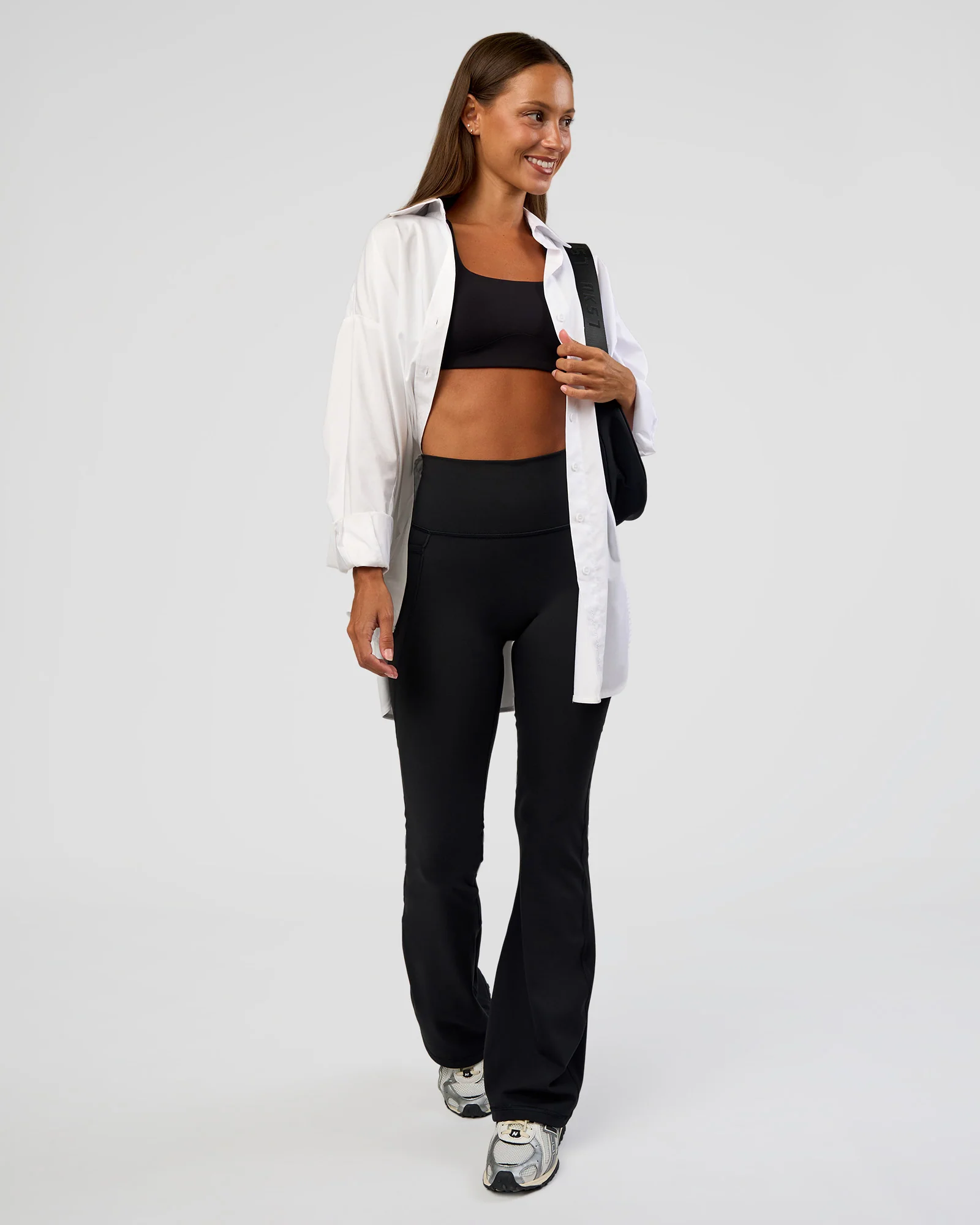 Fusion Ultra High-Rise Flared Petite Legging Pockets - Black - Image 3