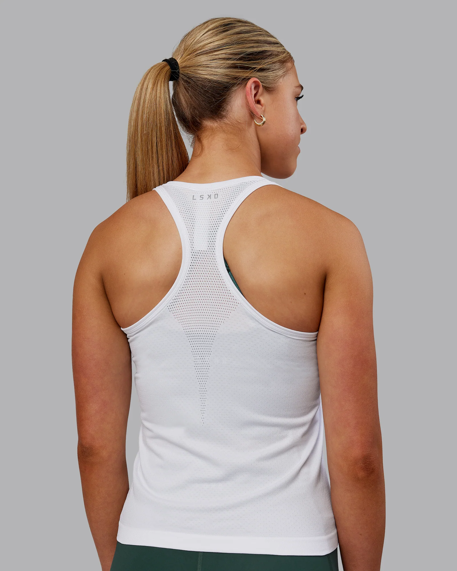 AeroFLX+ Seamless Tank - White/White - Image 3